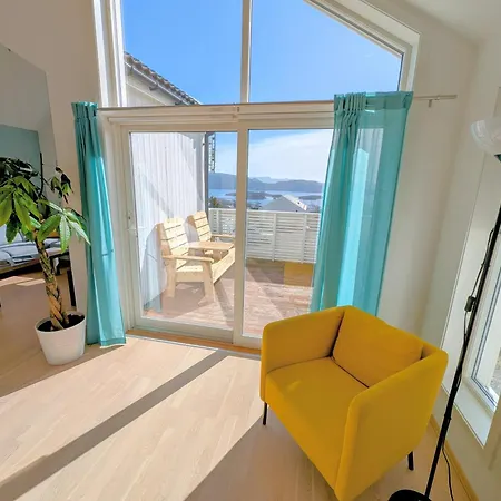Bright Fjord View Apartment Jorpeland Exterior photo