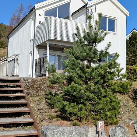 Bright Fjord View Apartment Jorpeland Exterior photo